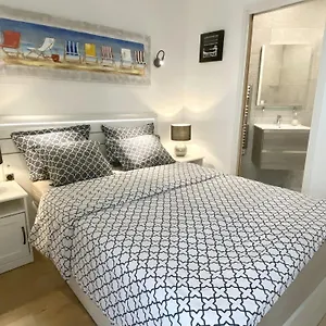 https://central-modern-flat-lamartine.fr-provencehotel.com